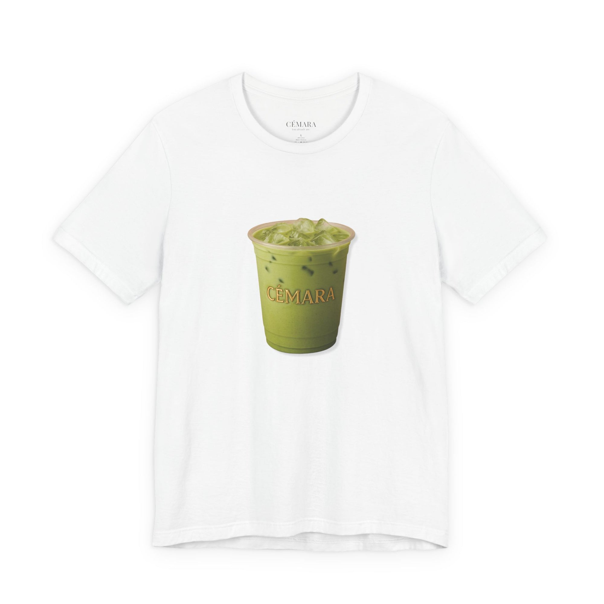 Iced Matcha Latte T-Shirt – Ästhetisches Statement für Matcha Lover | CÉMARA