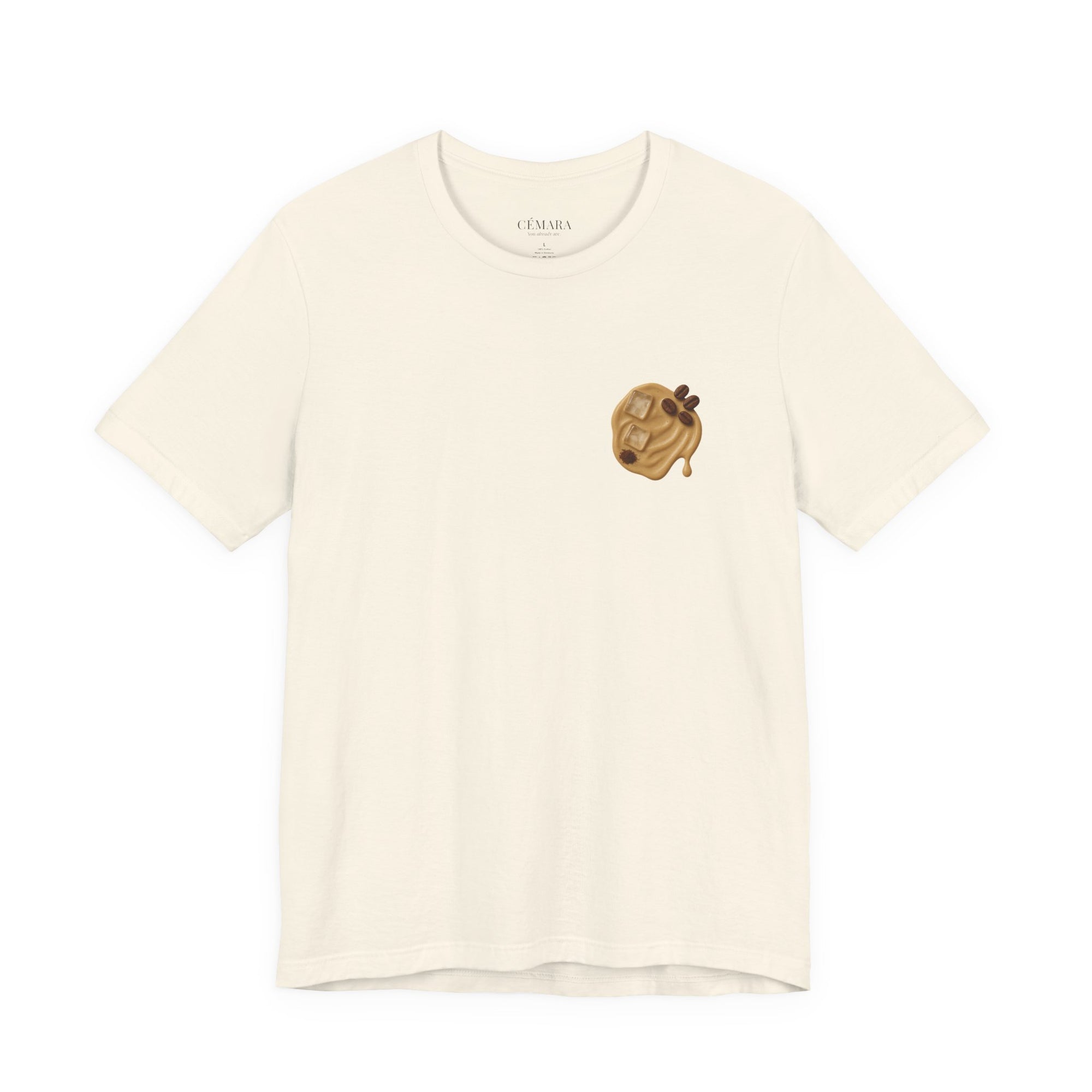 CÉMARA Espresso Martini Shirt in Beige – kleiner Frontprint mit Kaffee-Design pocket print